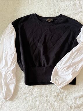 Truth Black Sweatshirt with White Balloon Sleeves